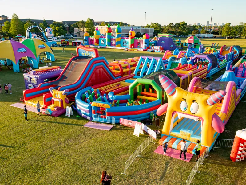 Hva er presenningsmaterialene for oppblåsbare slott?