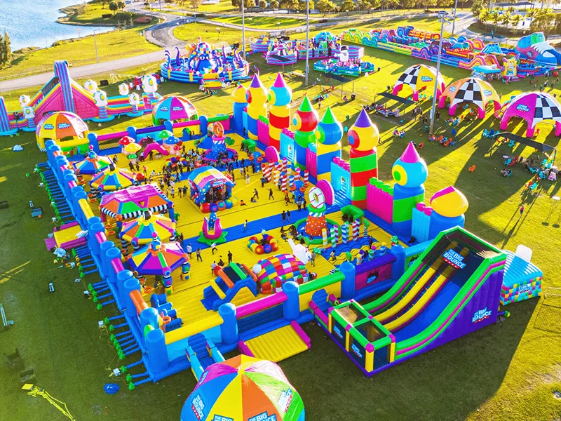 Hva består et oppblåsbart slott av?